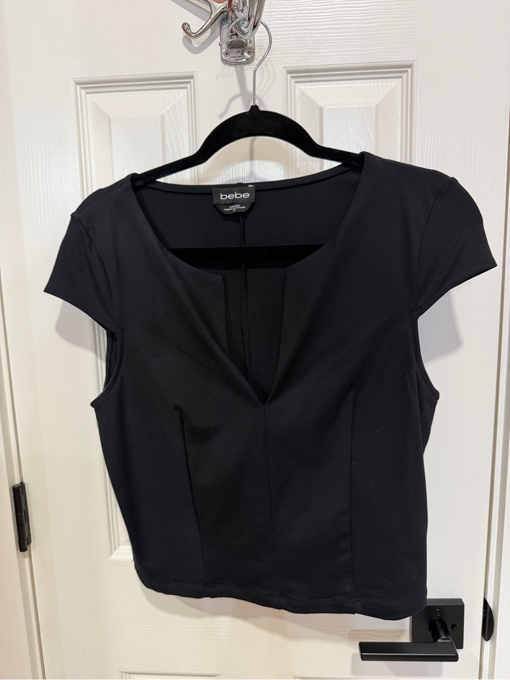 bebe Black Cap-Sleeve V-Notch Top